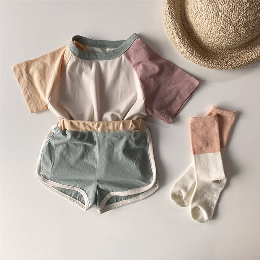 Matching round neck shorts sport suit