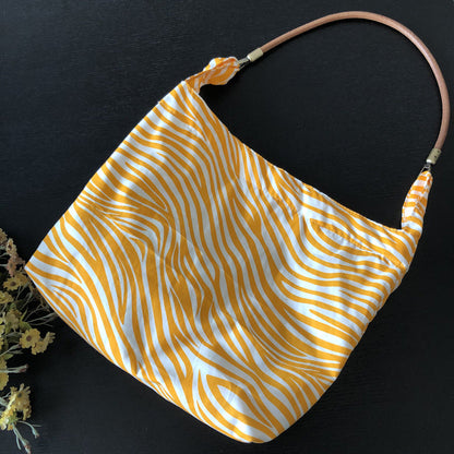 Sac rétro jaune motif zèbre